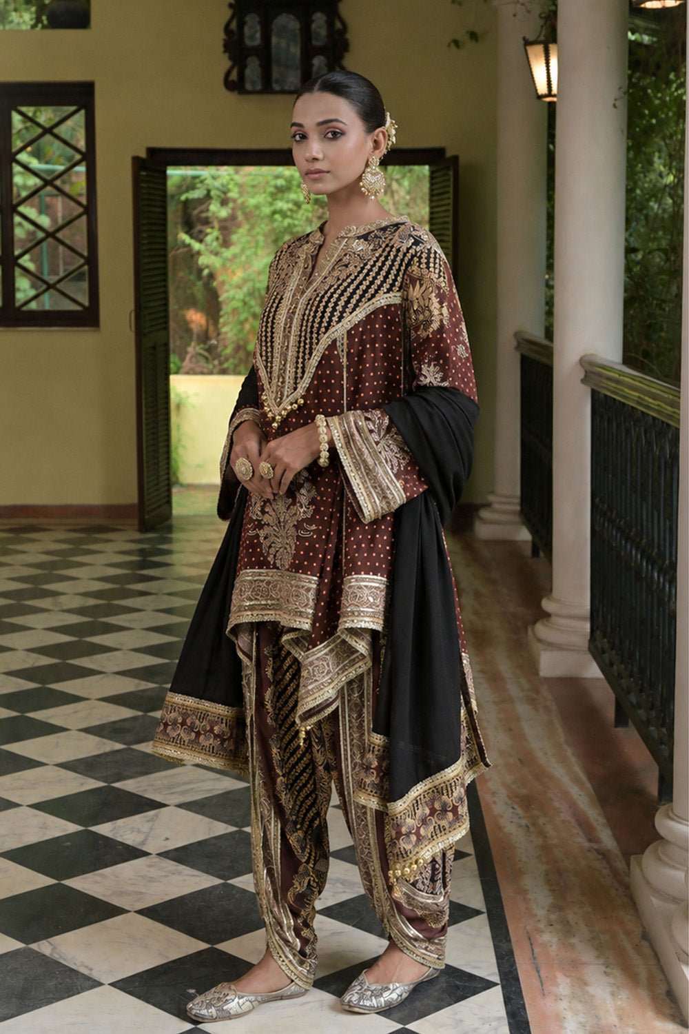 Brown Crepe Draped Kurta With Black Dupatta And Patiala Pants