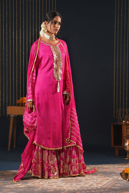 Pink Crepe Choga Suit Effortlessly Elegant - Jashn-E-Rang