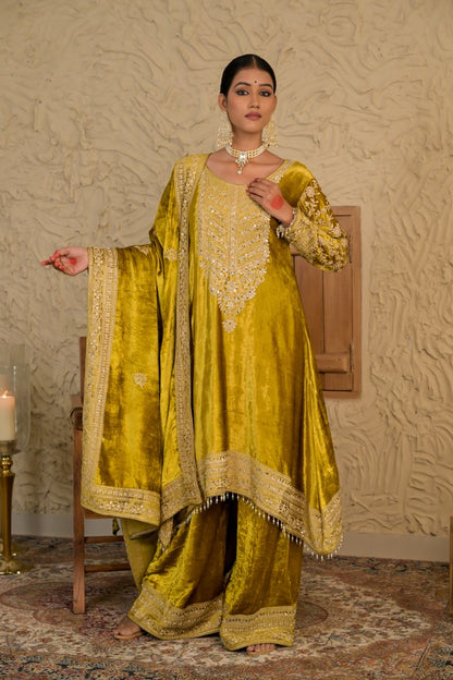 Timeless Yellow Velvet Suit – Noor Wedding Edit