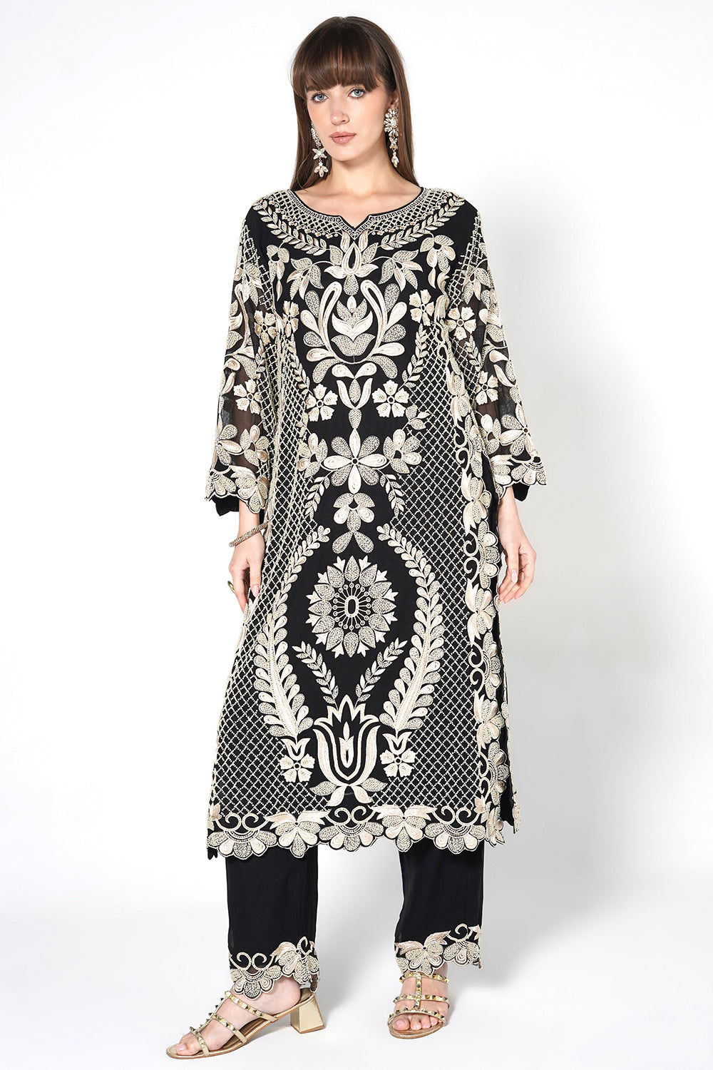 Black Georgette Heavily Embroidered Kurta Set With Scalloped Hem Detail
