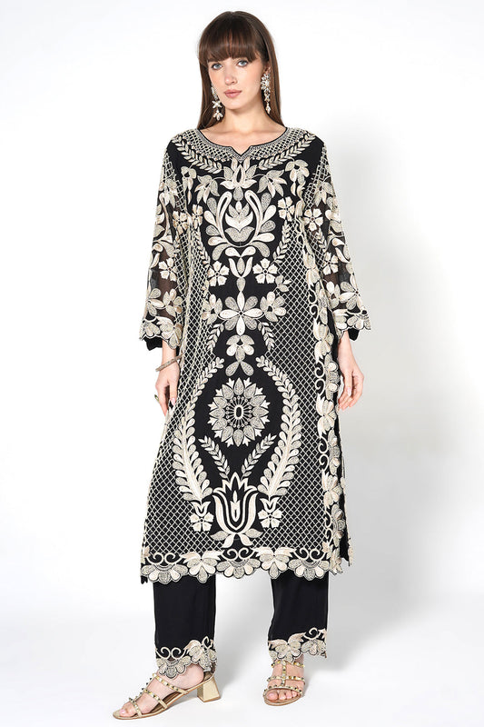 Black Georgette Heavily Embroidered Kurta Set With Scalloped Hem Detail