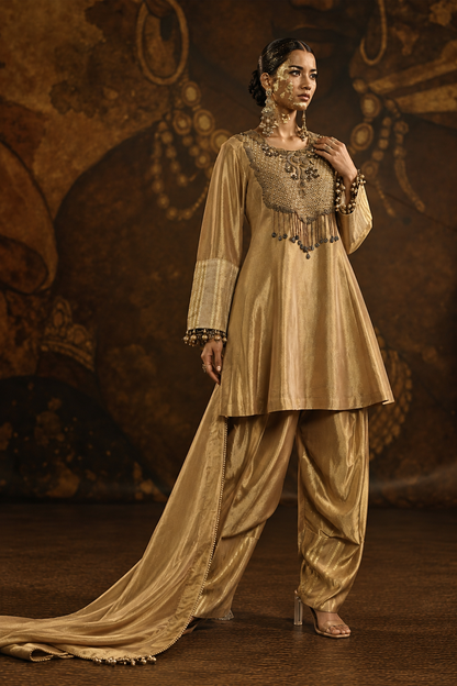 Champagne Gold Banarsi Silk Tissue Brocade Kurta Set With Ornate Neckline And Elegant Dupatta