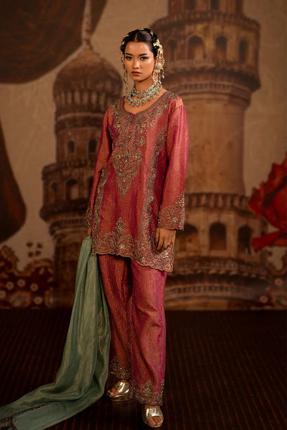 Deep Pink Tissue Kurta Set With Intricate Detailing And Contrasting Green Dupatta Elegance