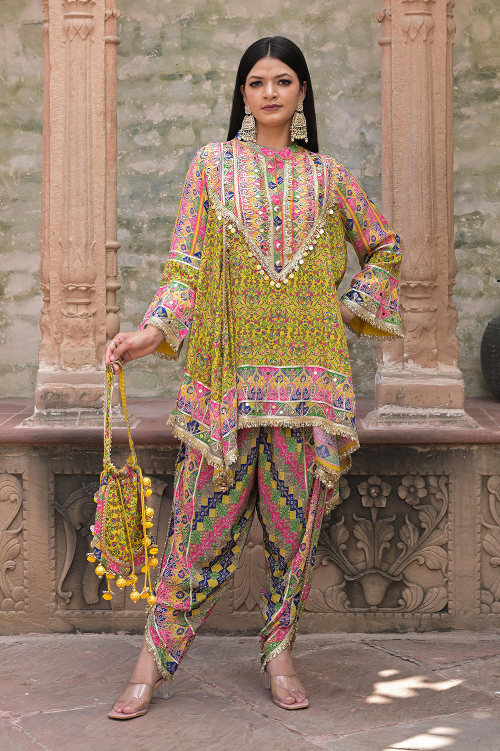 Green Viscose Crepe Suit Set with Tulip Pants – Festive Flair