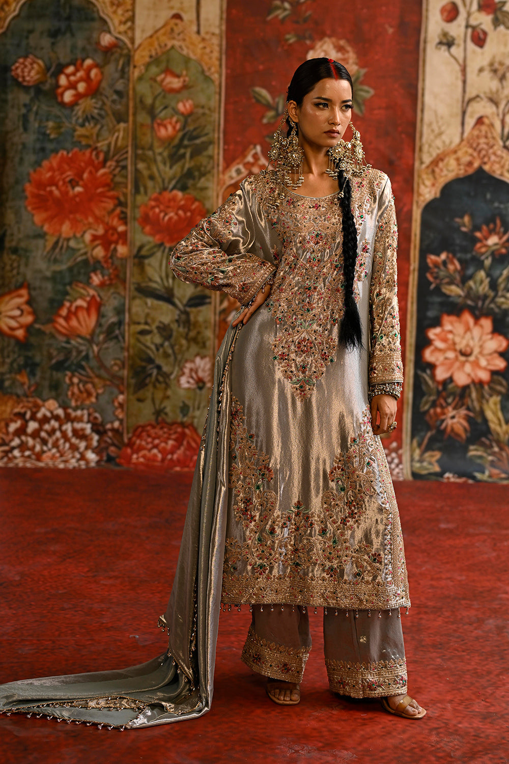 Ivory Banarsi Silk Tissue Kurta Set With Floral Embroidery And Flowing Dupatta Elegance