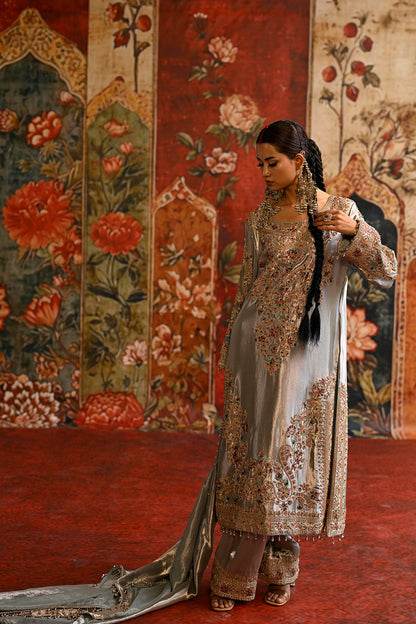 Ivory Banarsi Silk Tissue Kurta Set With Floral Embroidery And Flowing Dupatta Elegance