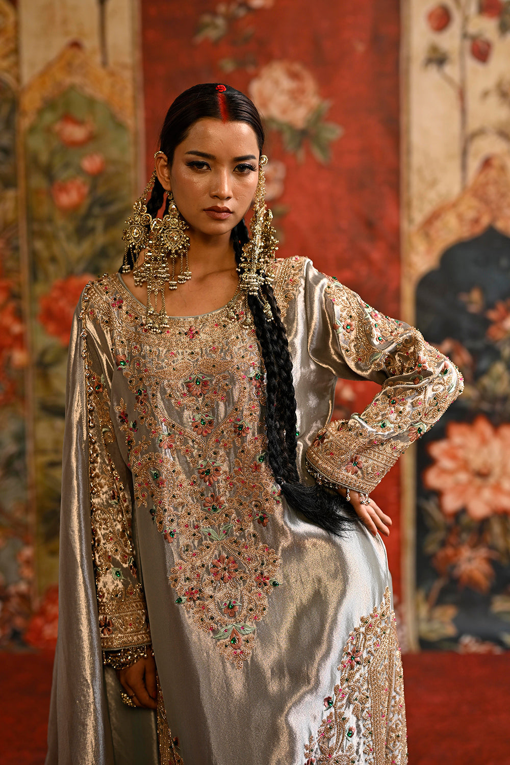 Ivory Banarsi Silk Tissue Kurta Set With Floral Embroidery And Flowing Dupatta Elegance