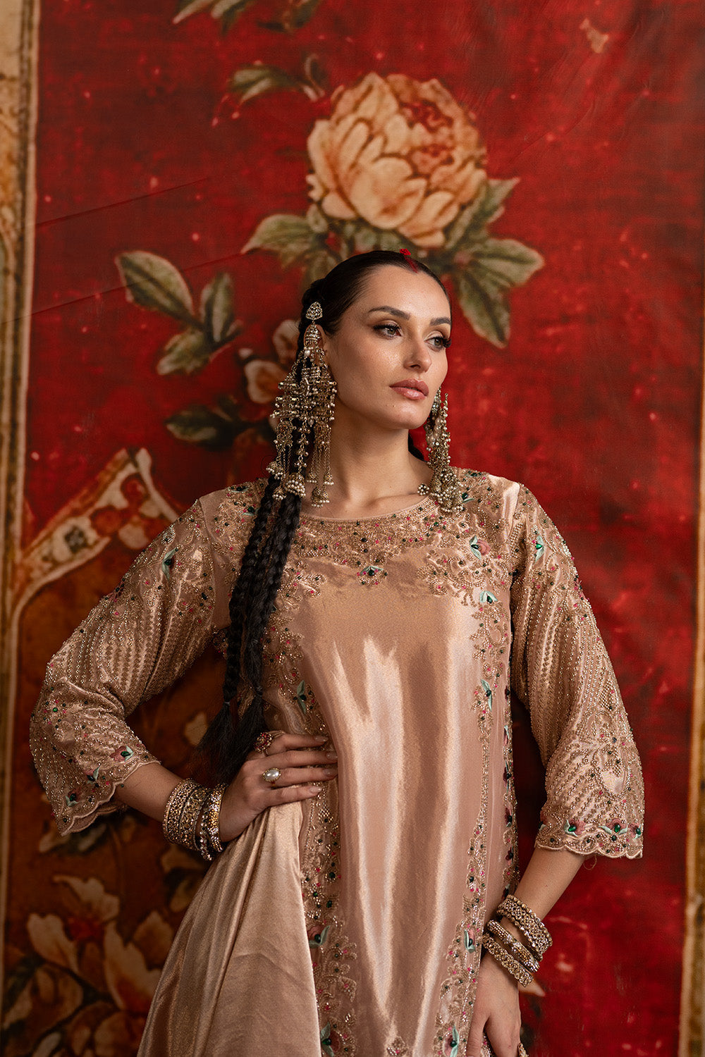Peach Banarsi Silk Tissue Kurta Set With Ornate Borders And Coordinated Flowing Dupatta