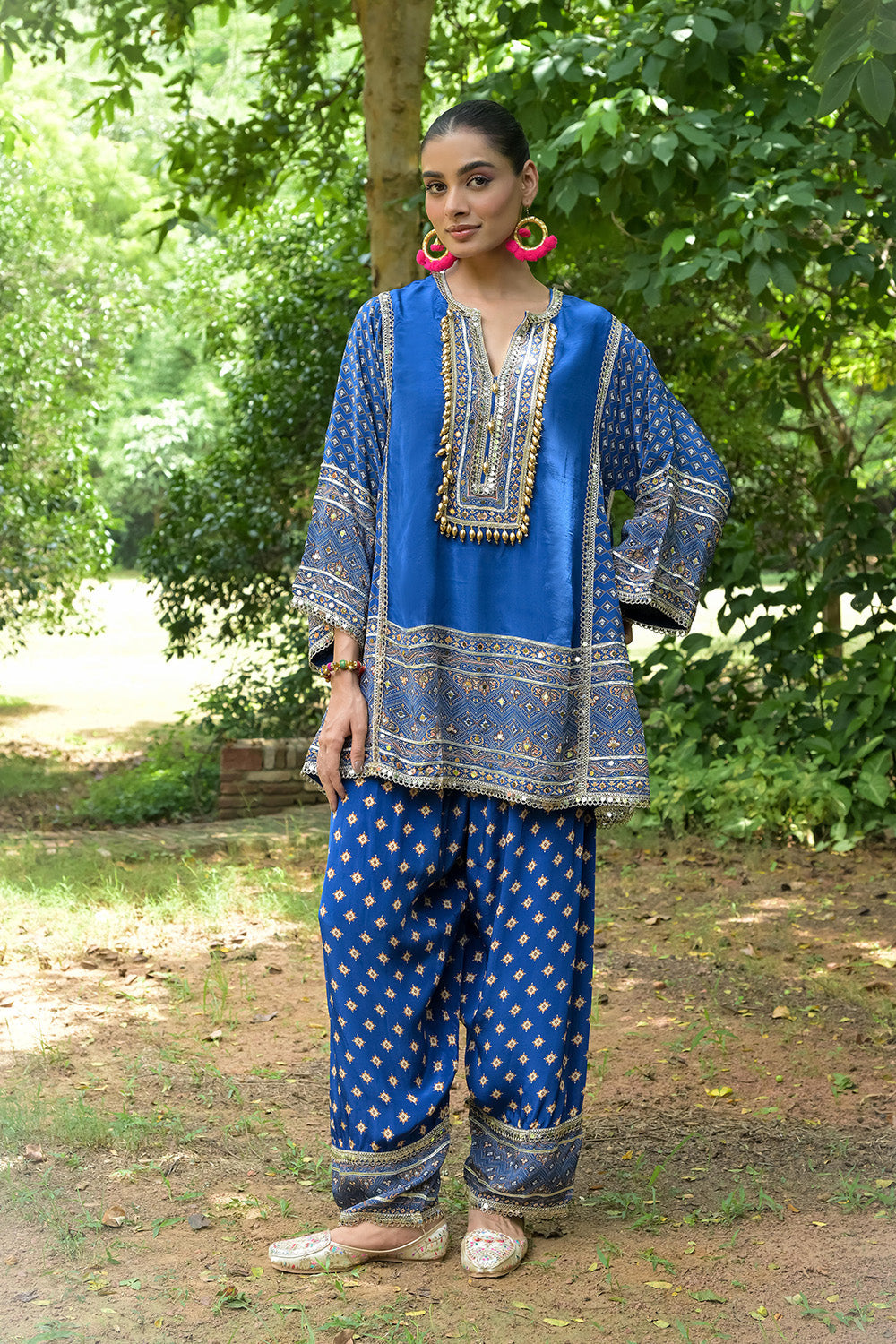Royal Blue Solid Crepe Short Kurti With Farshi Pant Dupatta