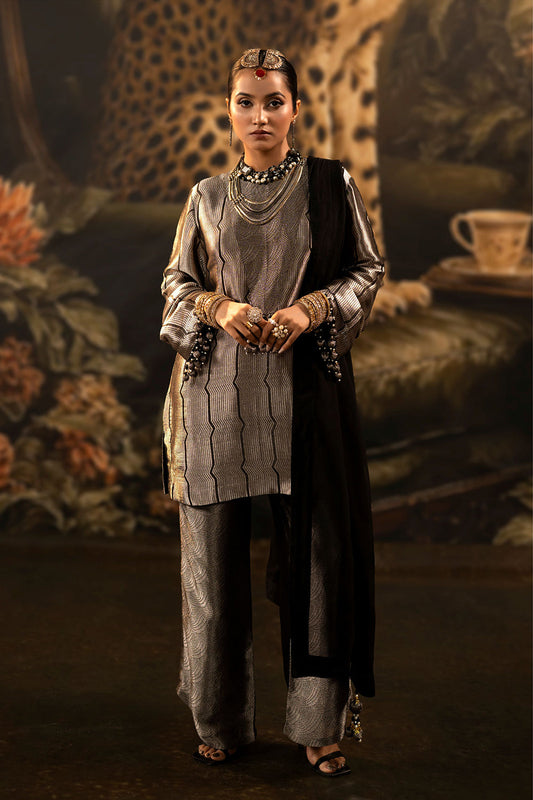 Silver Grey Banarsi Silk Tissue Brocade Kurta Set With Black Dupatta And Rich Borders